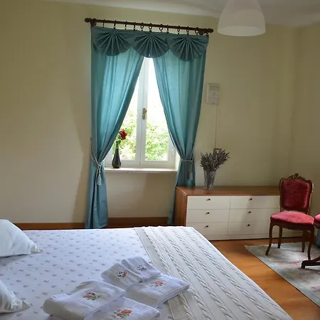 Bed & Bistro Che Piasi 4*