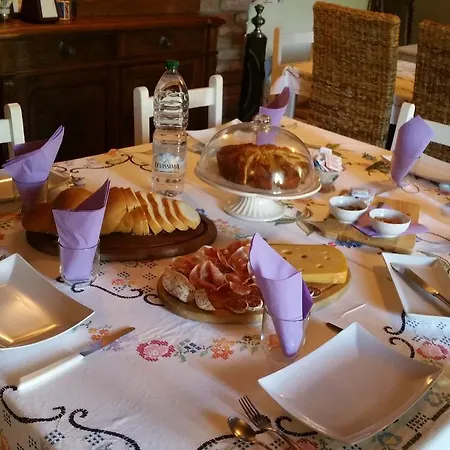 Bed & Bistro Che Piasi 4* Calamandrana