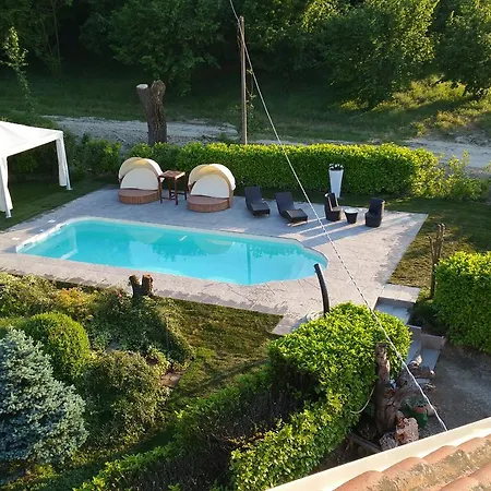 Bed & Bistro Che Piasi Bed and Breakfast 4*