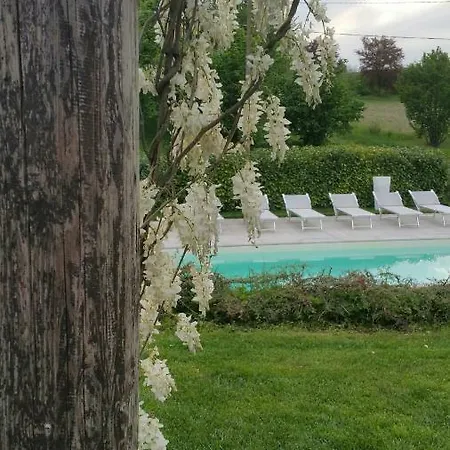 Bed and Breakfast Bed & Bistro Che Piasi 4*